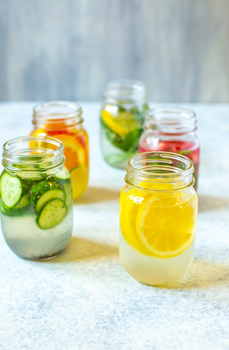 jars of lemon water made 5 different ways