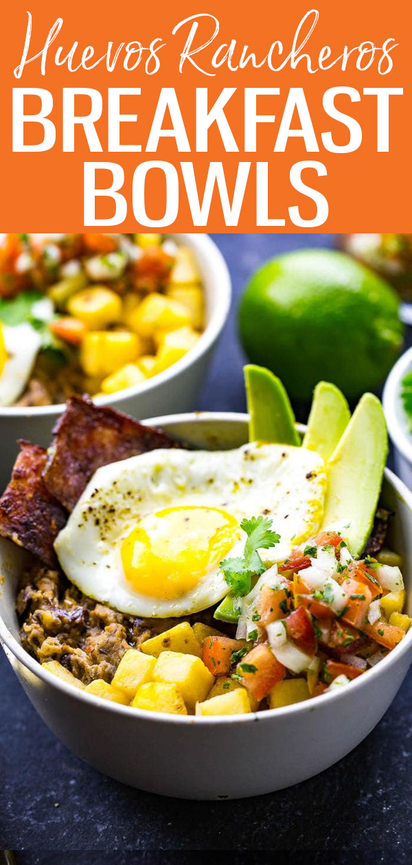 These Huevos Rancheros Breakfast Bowls are a delicious brunch idea made healthier – they’re also great for your weekly meal prep! #huevosrancheros #breakfastbowls