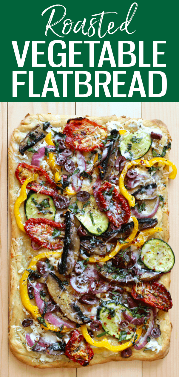 This Roasted Vegetable Flatbread will satisfy all your pizza cravings with delicious toppings like portobello mushrooms and fresh mozzarella. #flatbread #roastedvegetables