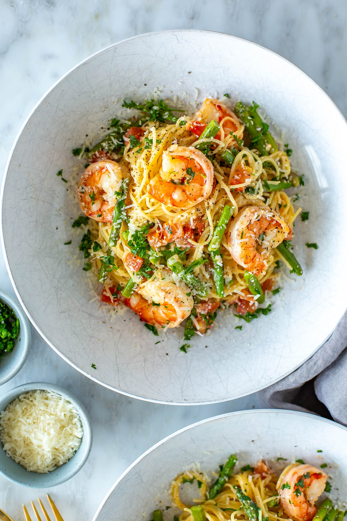 A bowl of copycat Olive Garden shrimp scampi.